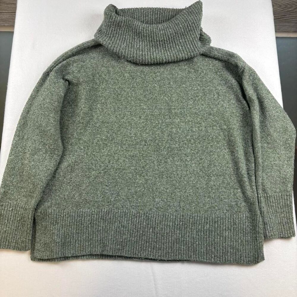 Vero Moda Grey Turtleneck Sweater | Women’s Size Large